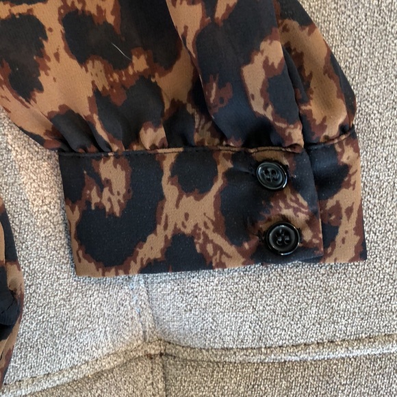 Cheetah print sheer blouse - Picture 3 of 5